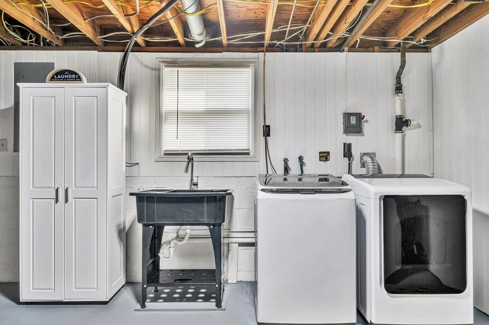 2630 Puckett CIR - Photo 33