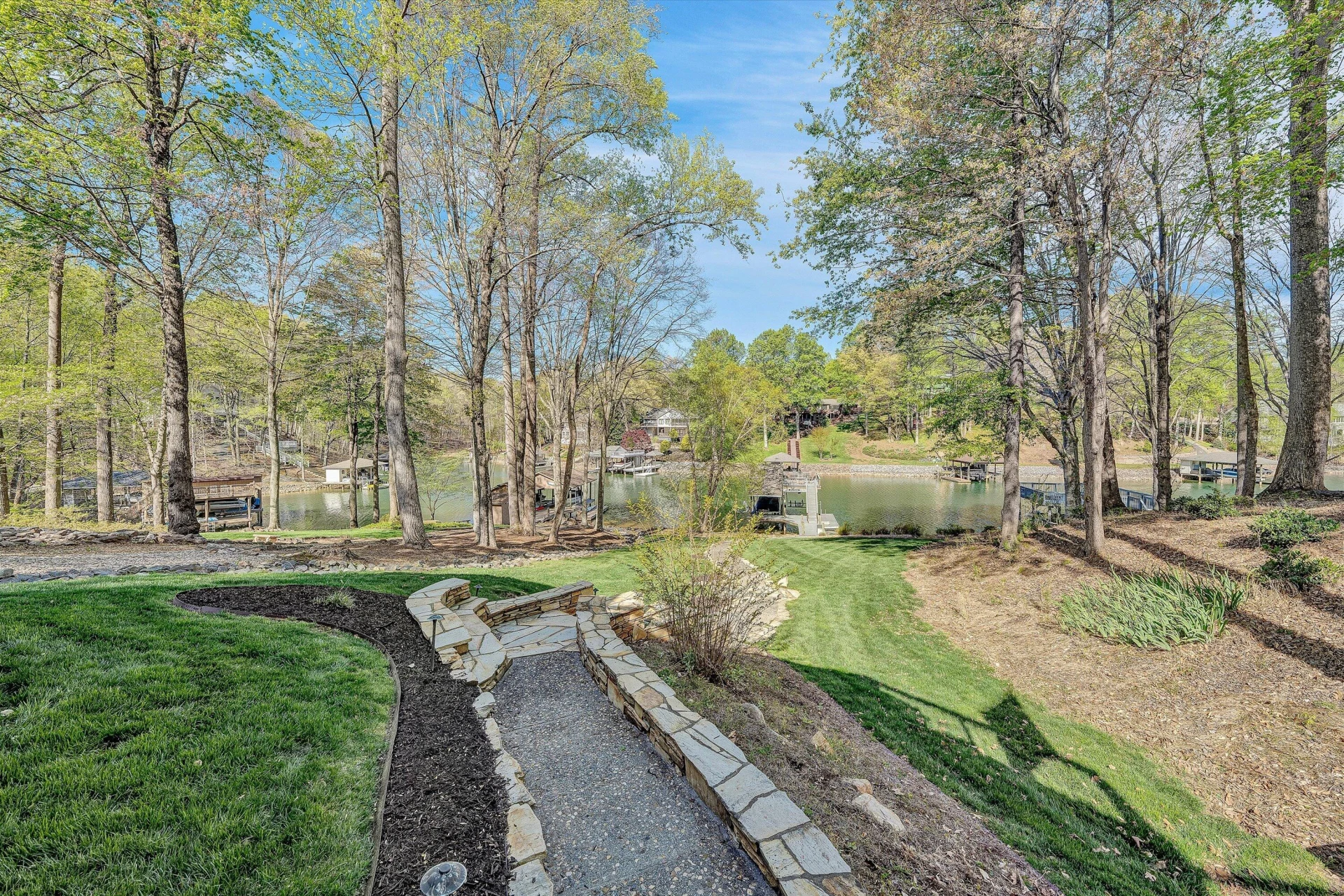 145 Channelview DR - Photo 14