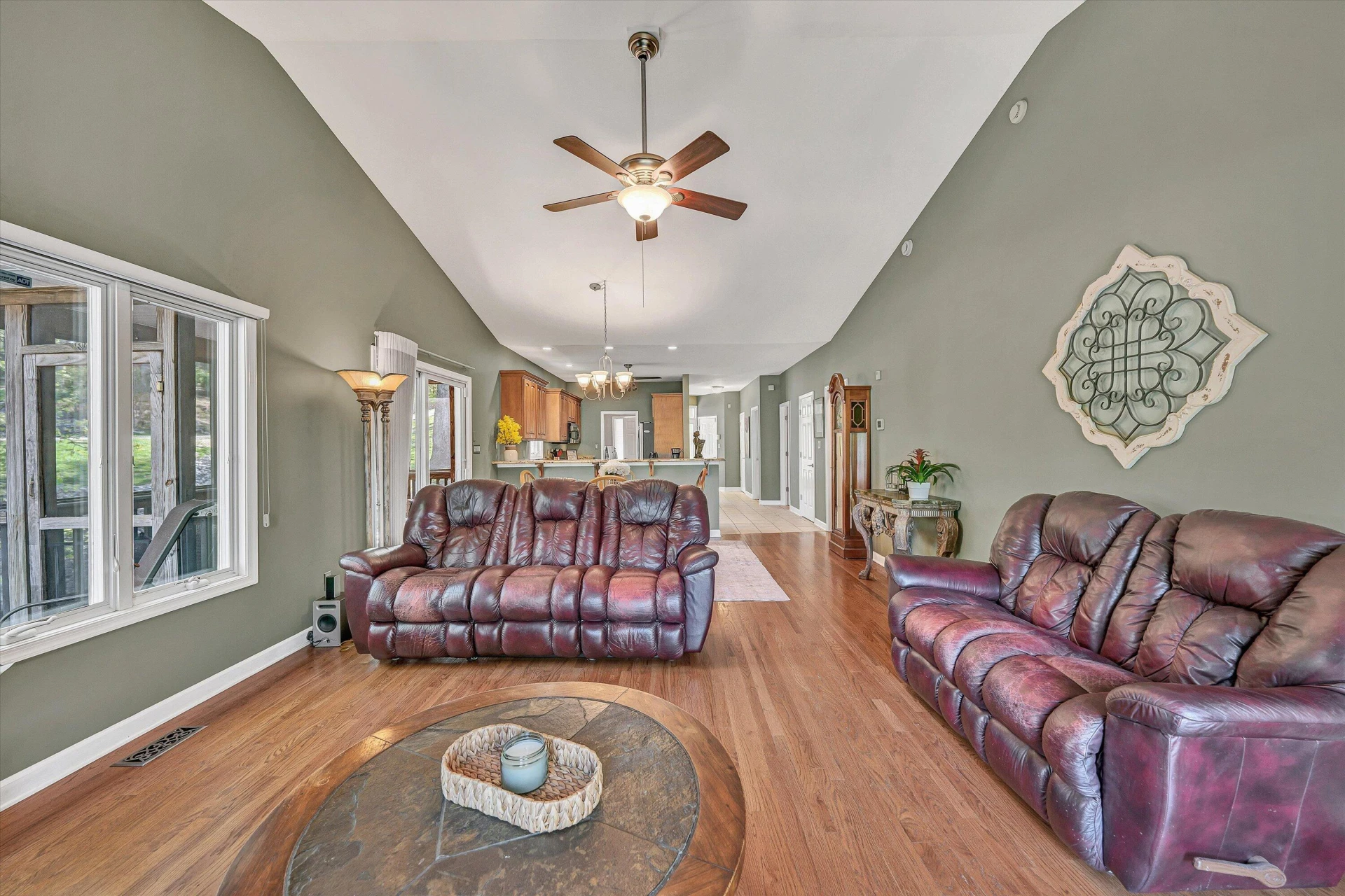 145 Channelview DR - Photo 36