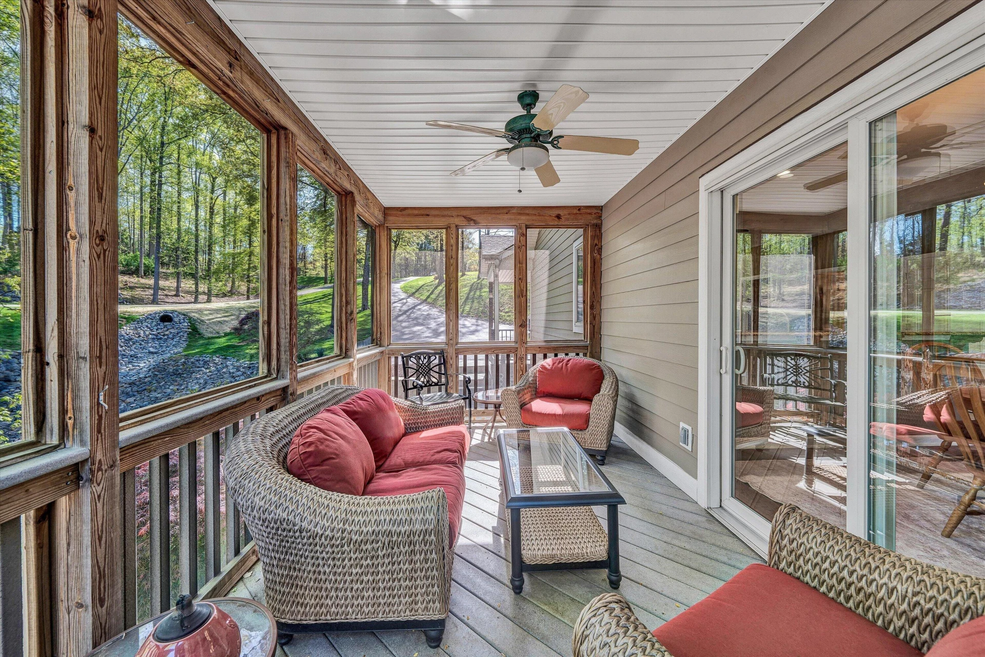 145 Channelview DR - Photo 37