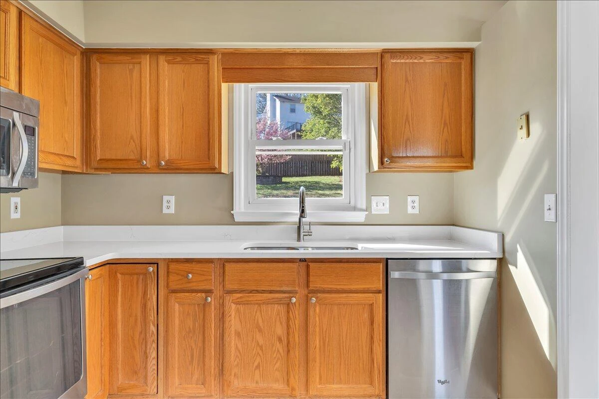 1831 Summerfield DR - Photo 13