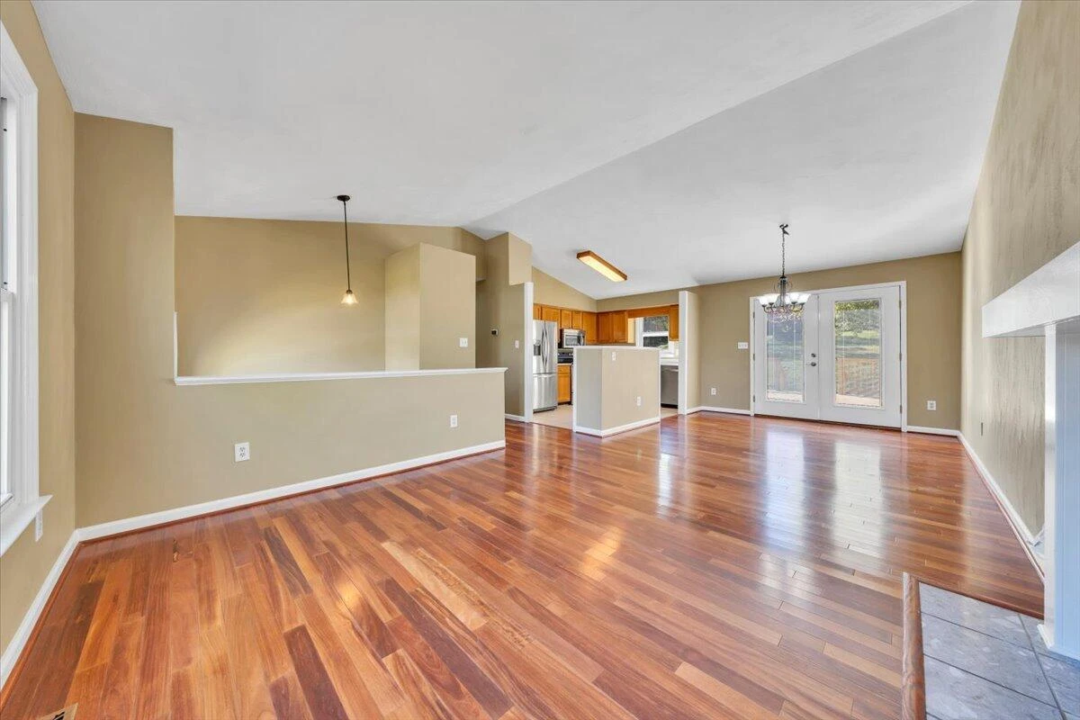 1831 Summerfield DR - Photo 17