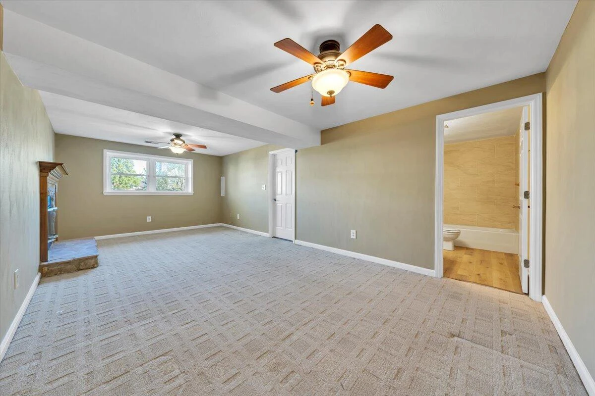 1831 Summerfield DR - Photo 28