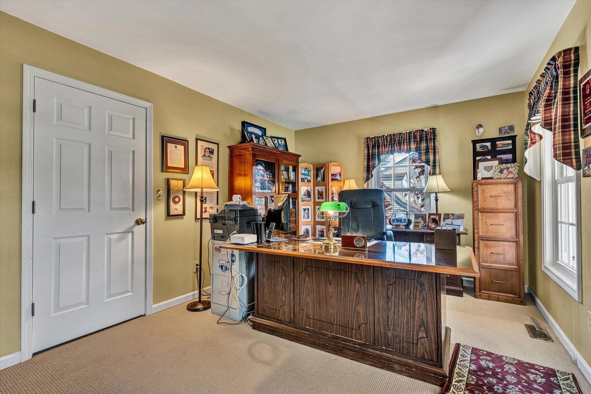 1505 Ashley DR - Photo 10