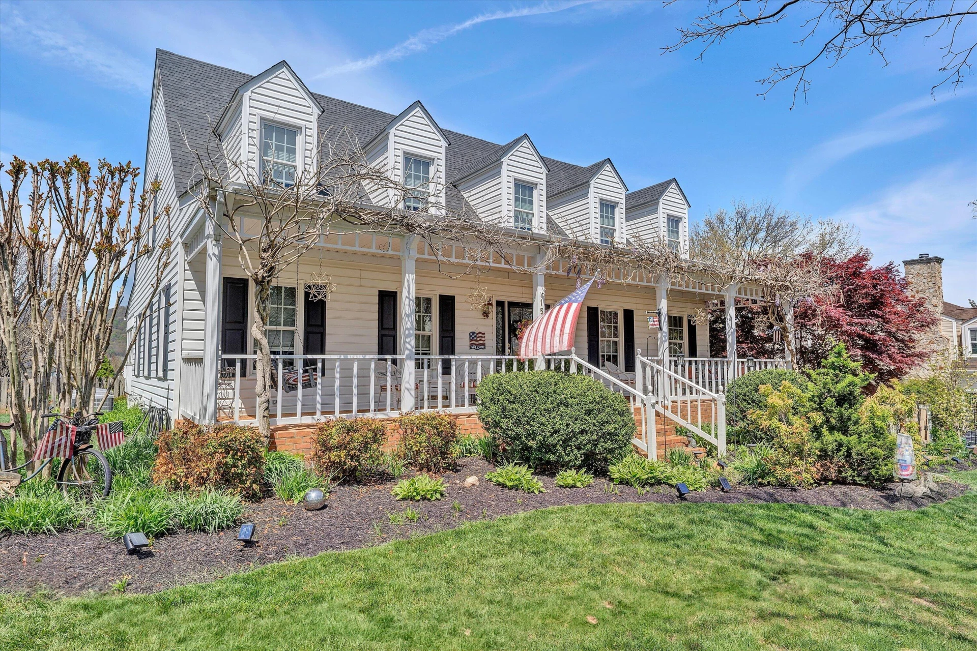 1505 Ashley DR - Photo 2