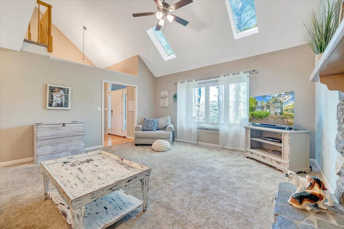662 Stayman RD - Photo 11
