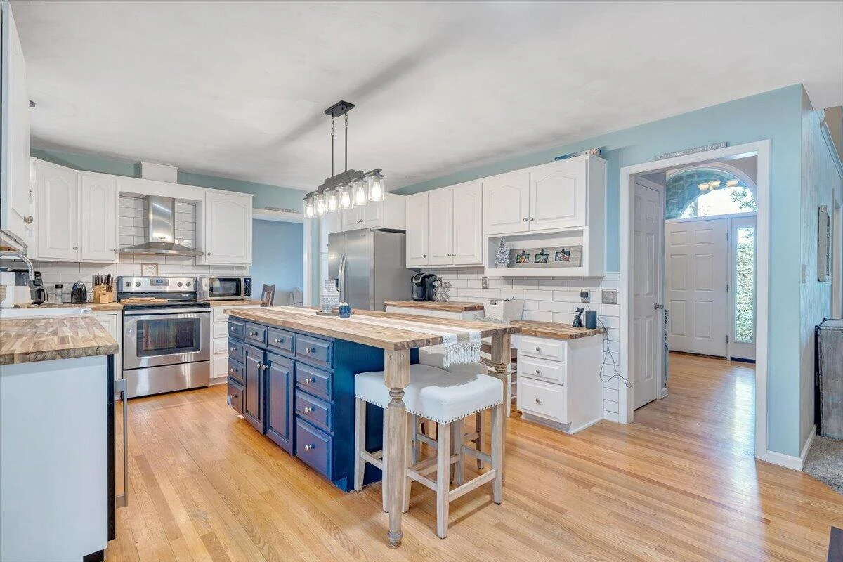 662 Stayman RD - Photo 17