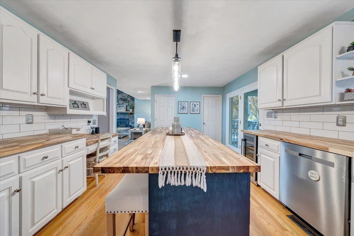 662 Stayman RD - Photo 19