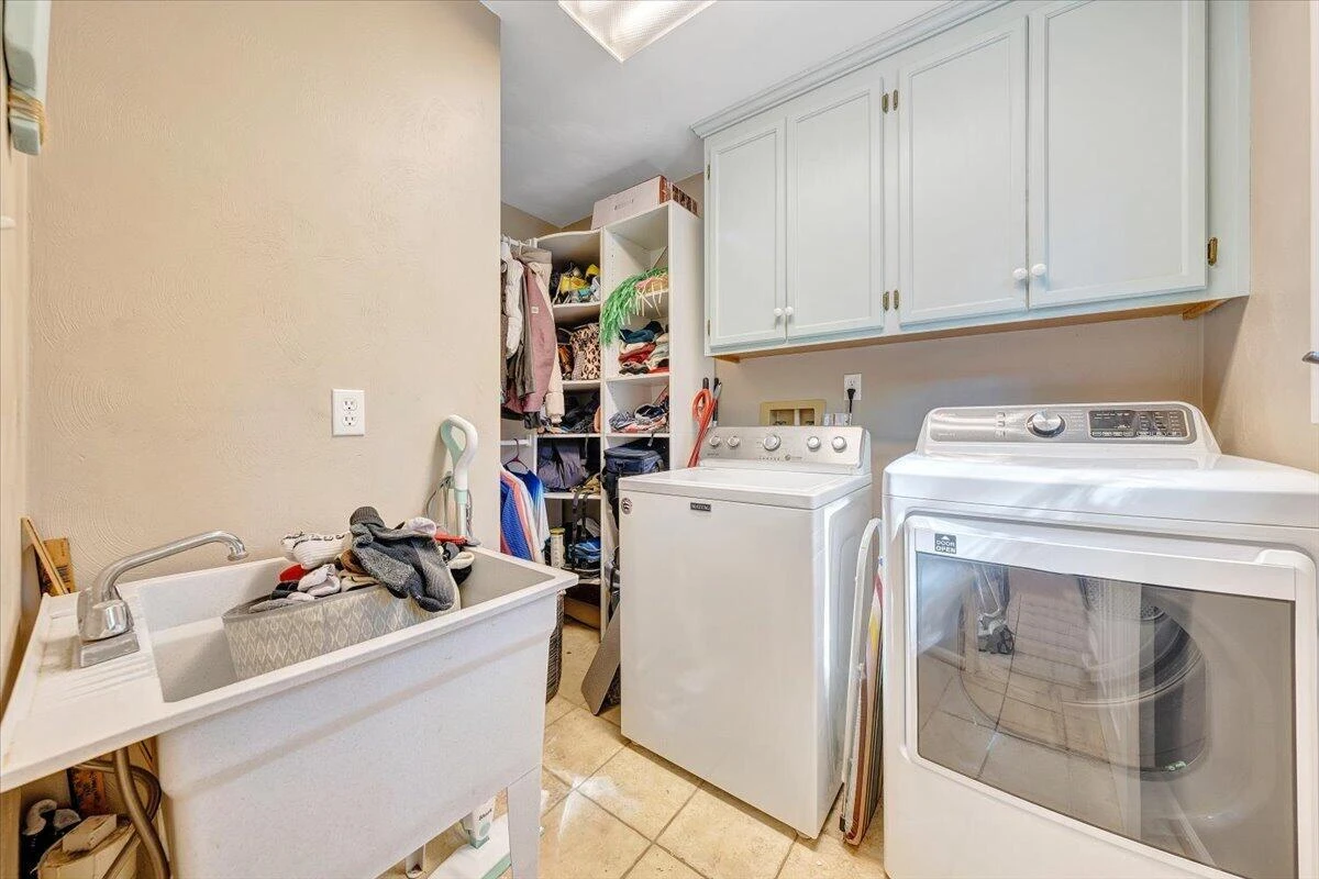 662 Stayman RD - Photo 33