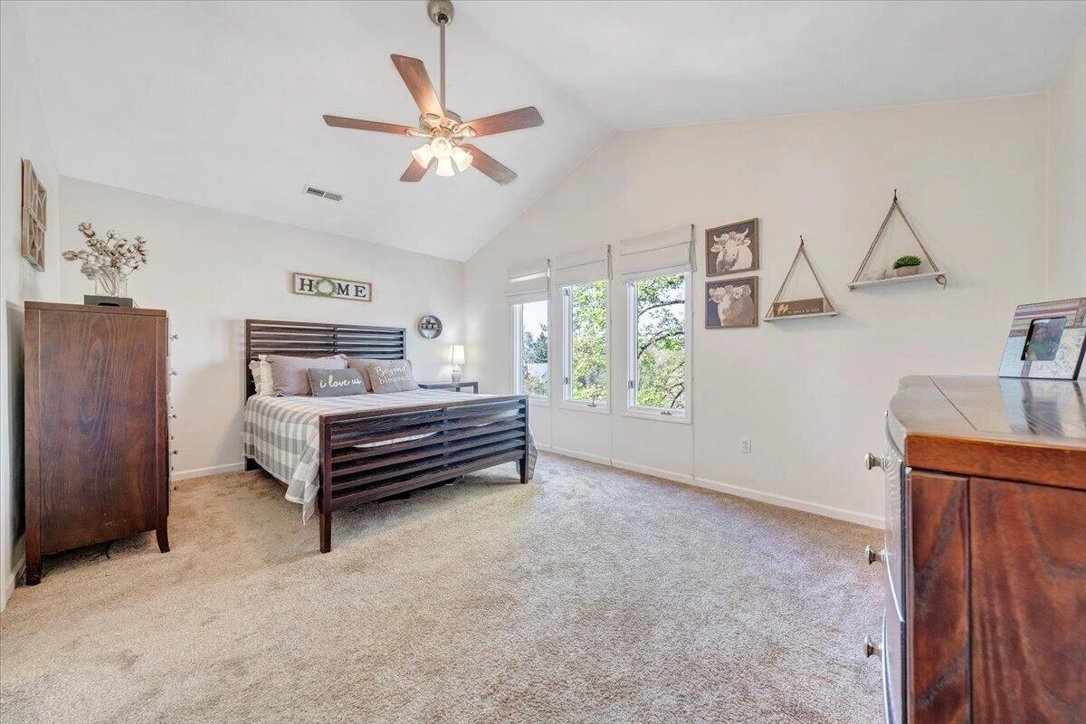 662 Stayman RD - Photo 34