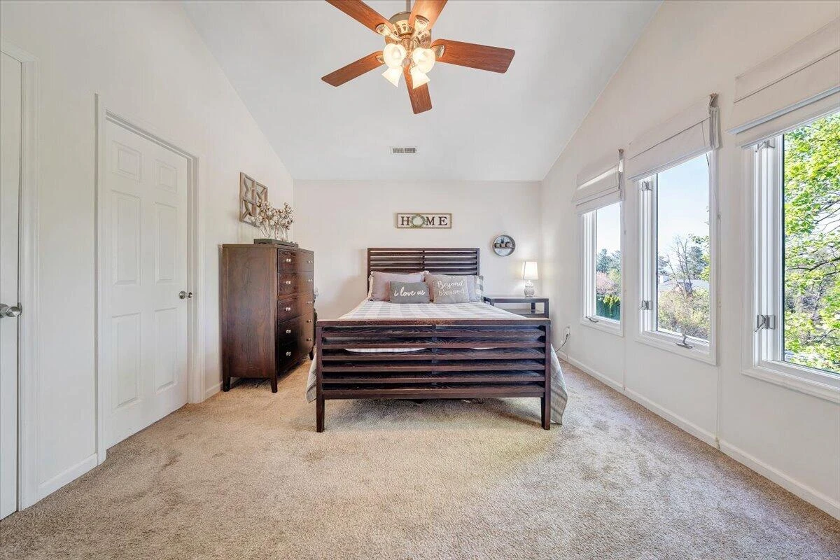 662 Stayman RD - Photo 35