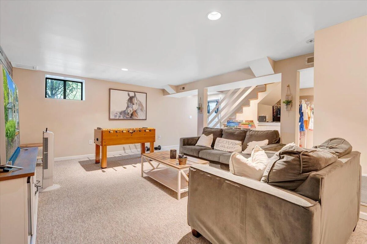 662 Stayman RD - Photo 56