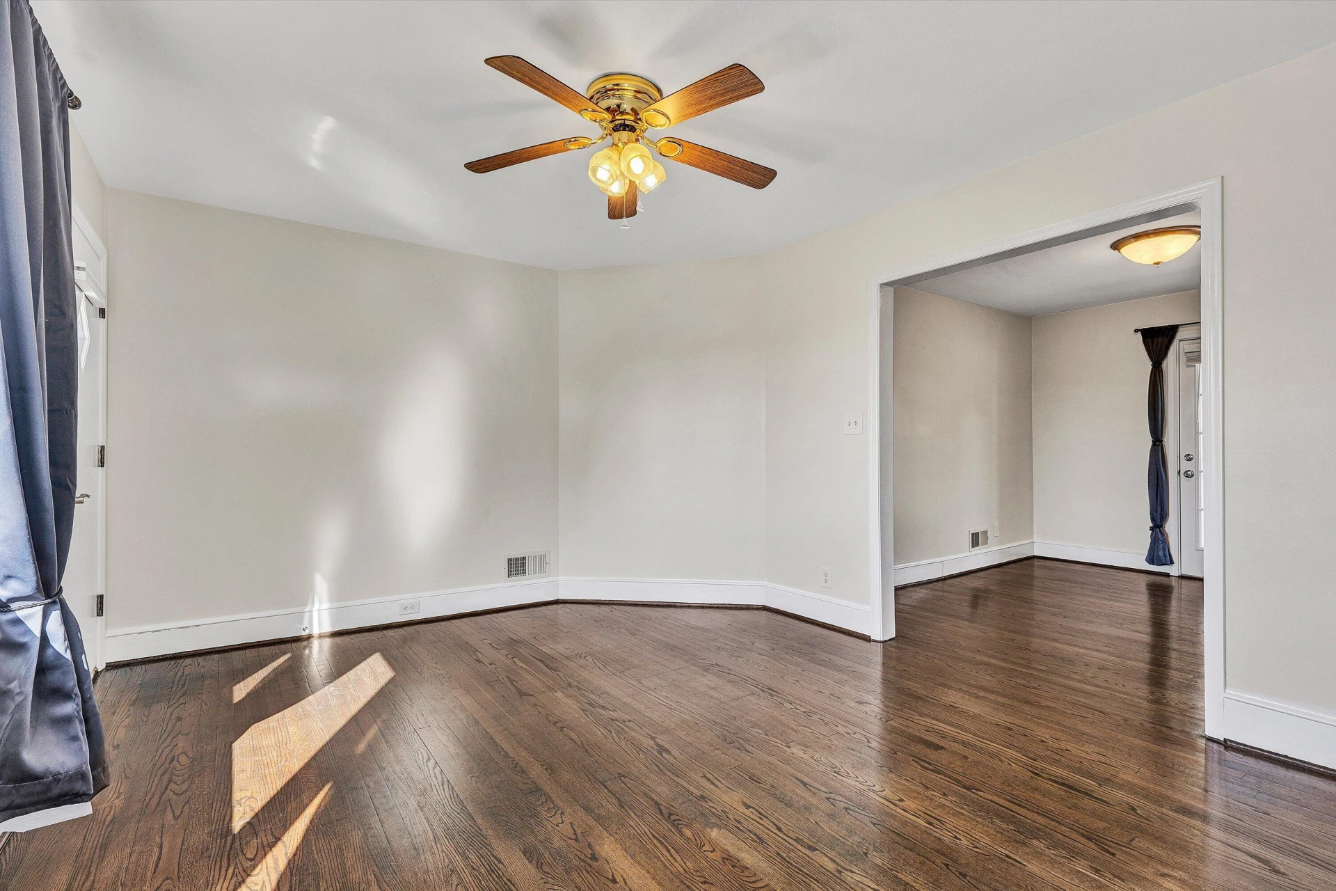 903 Marston ST - Photo 15