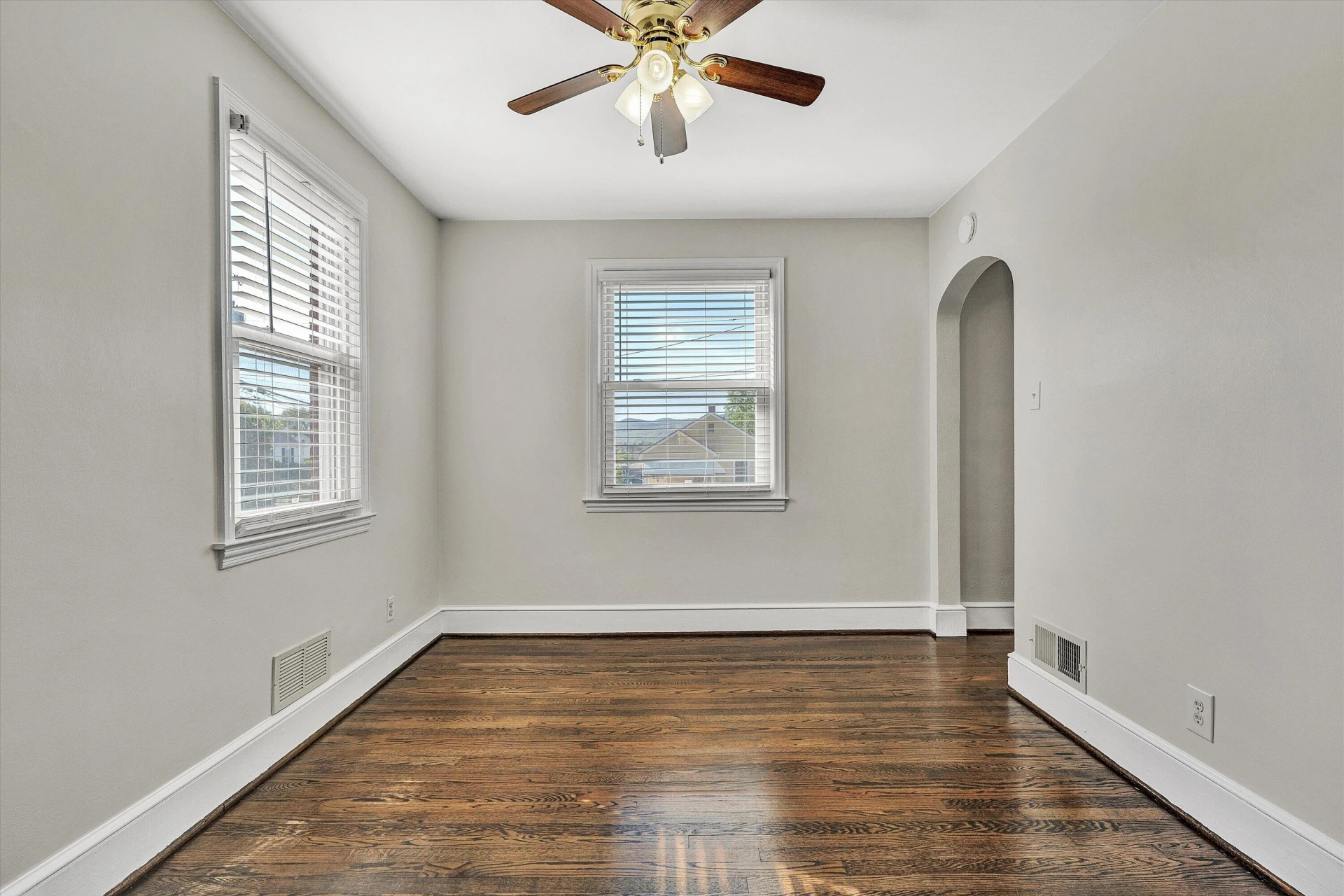 903 Marston ST - Photo 21