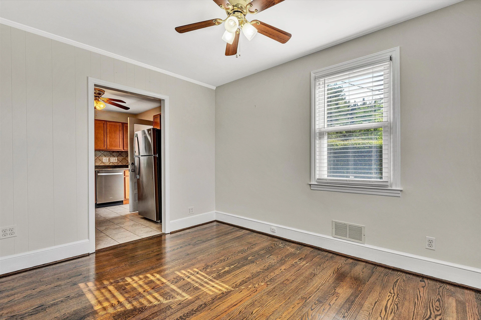 903 Marston ST - Photo 22