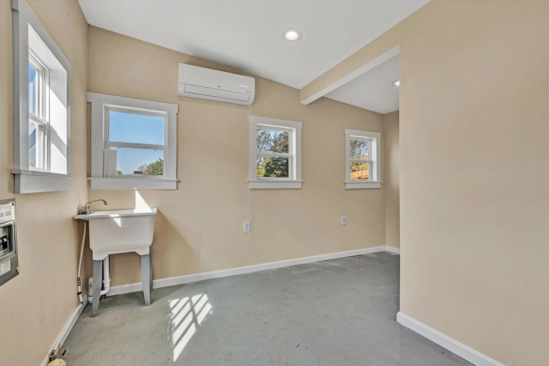 903 Marston ST - Photo 37