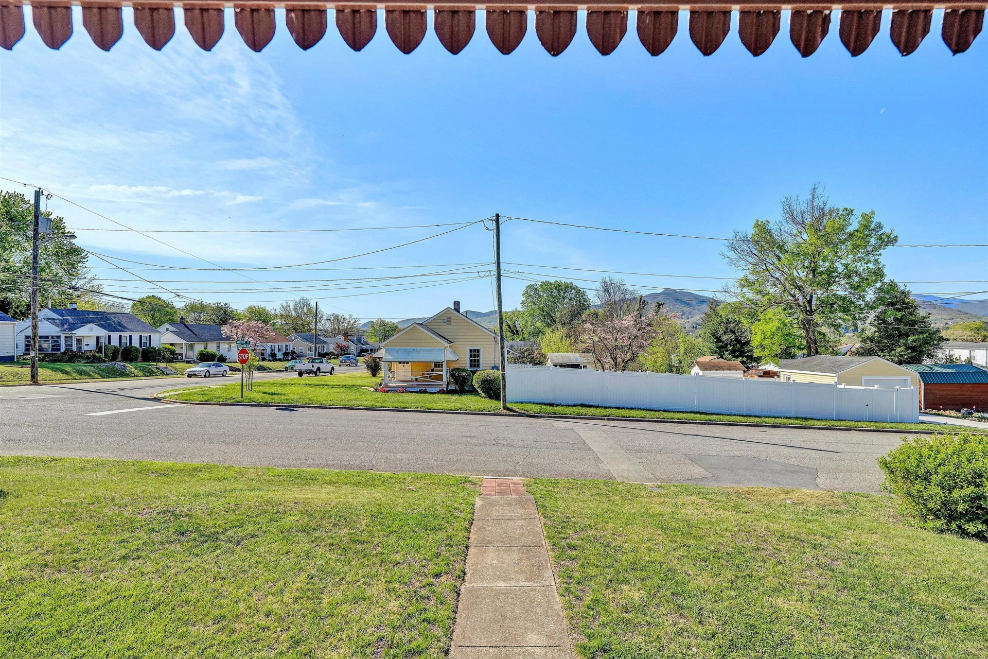 903 Marston ST - Photo 5