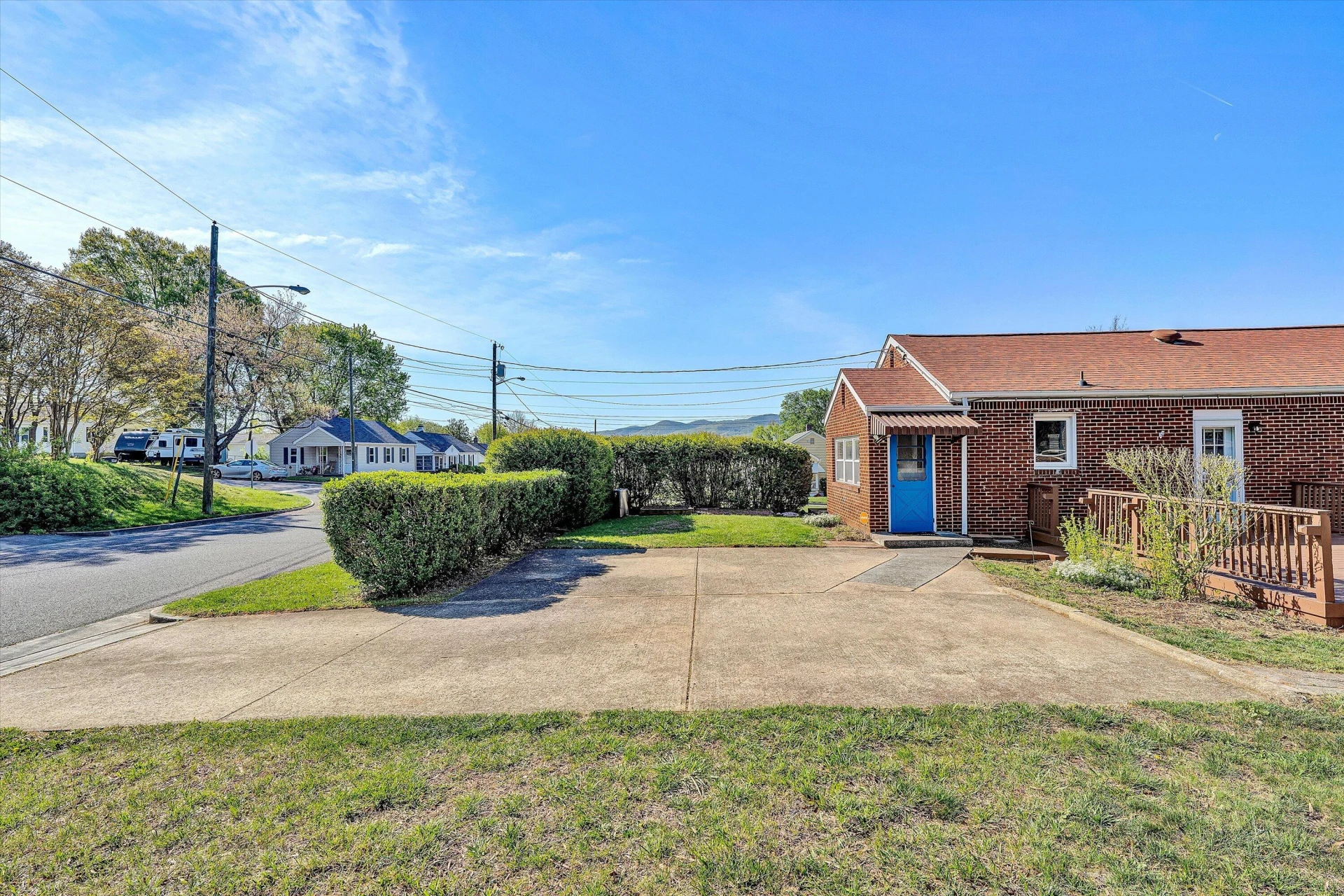 903 Marston ST - Photo 10