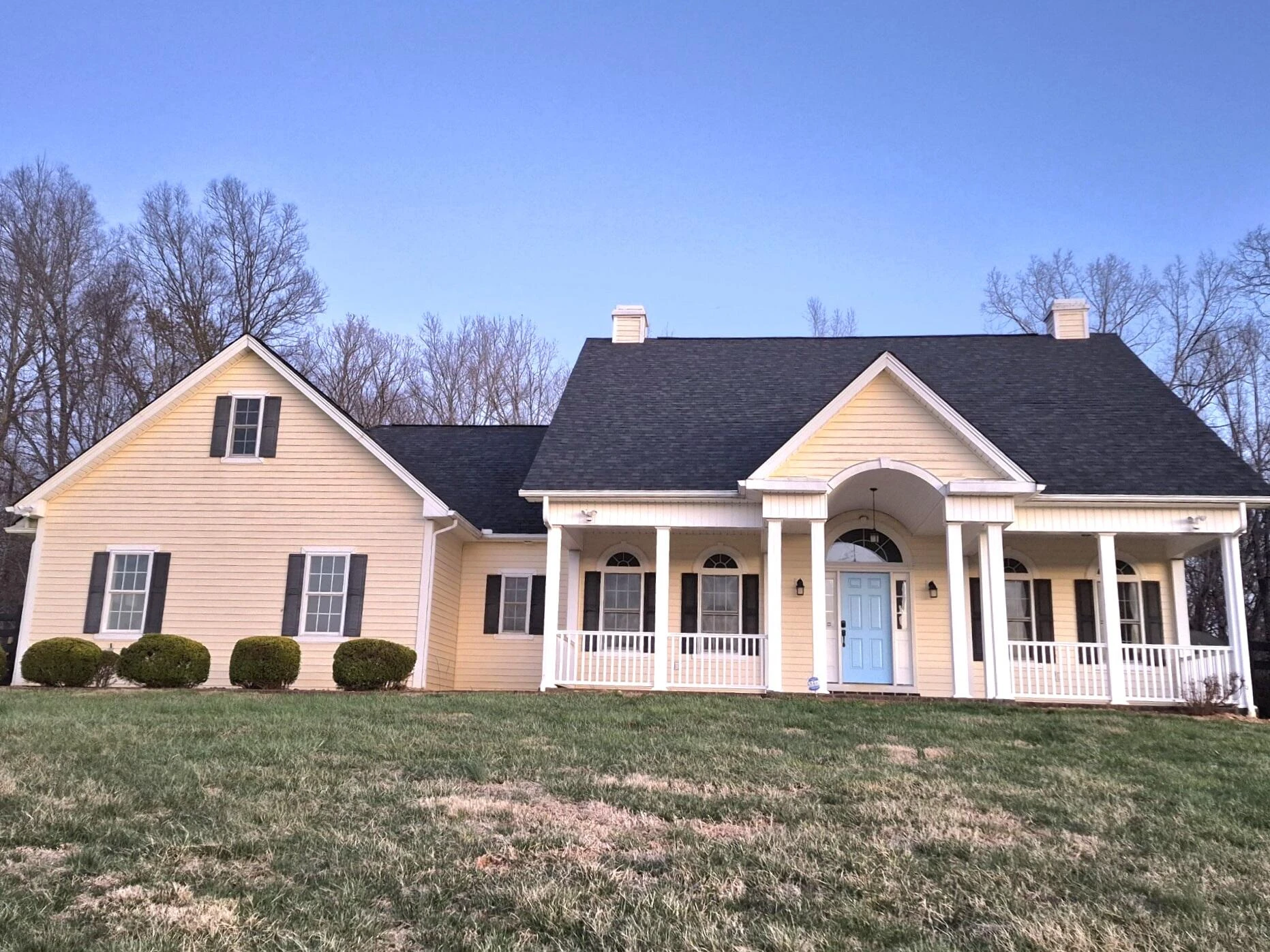 1627 Country RD