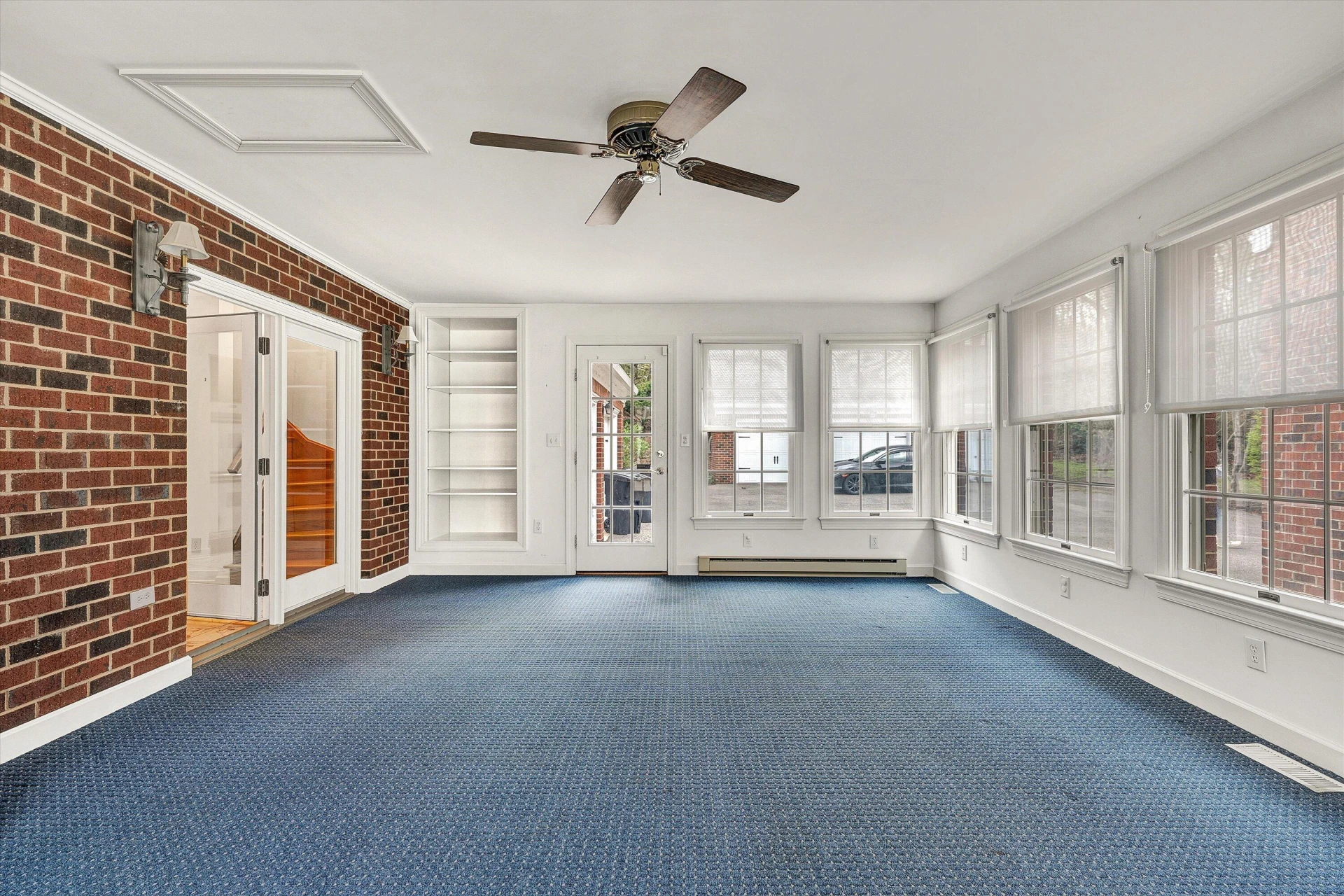 77 Gloucester CT - Photo 21