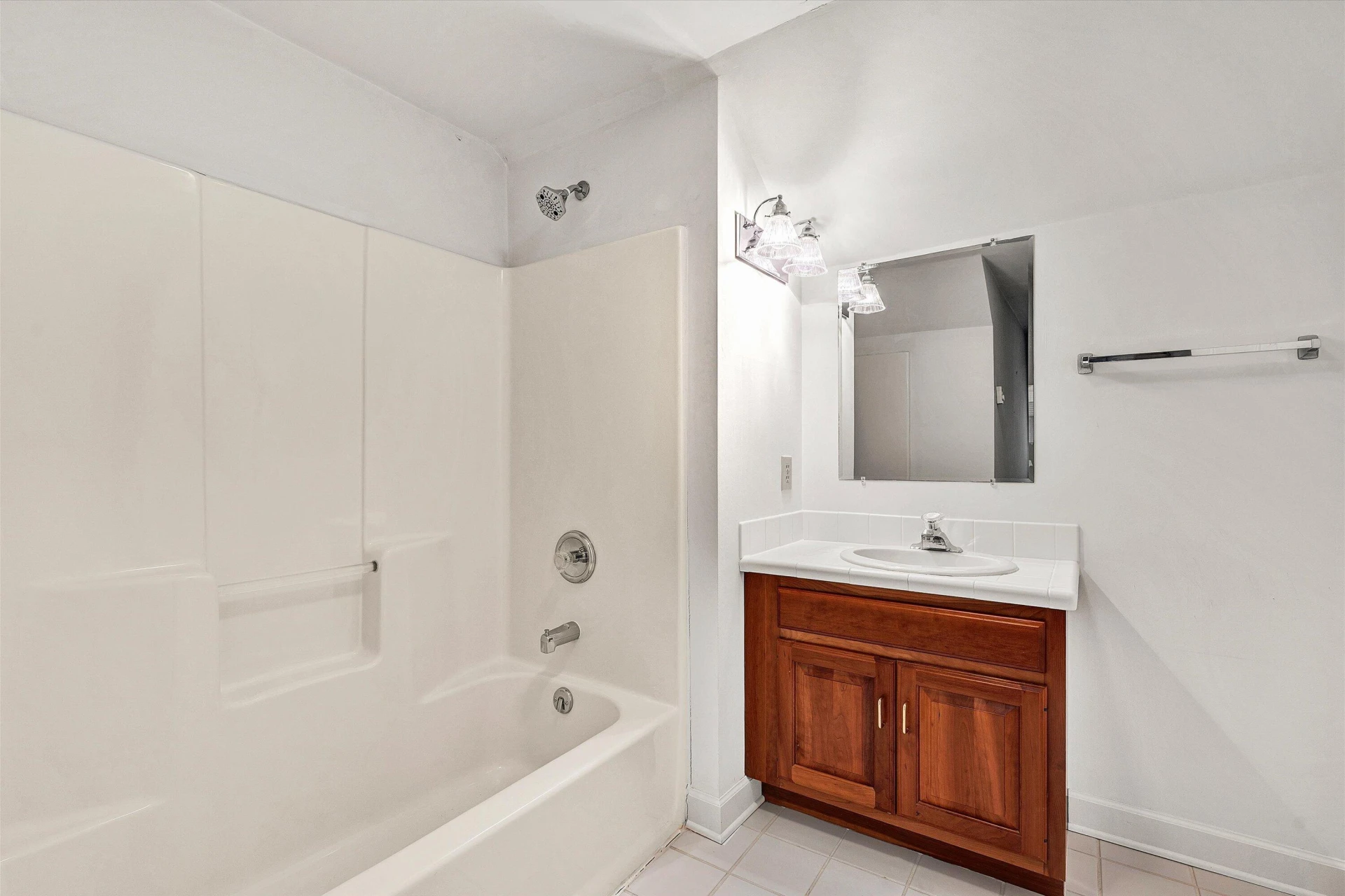 77 Gloucester CT - Photo 26