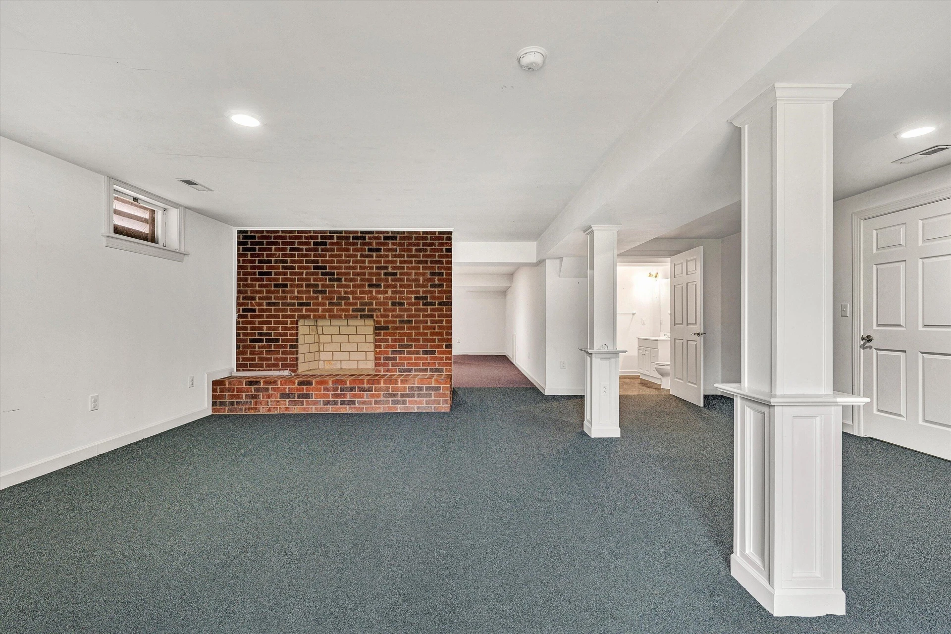 77 Gloucester CT - Photo 47