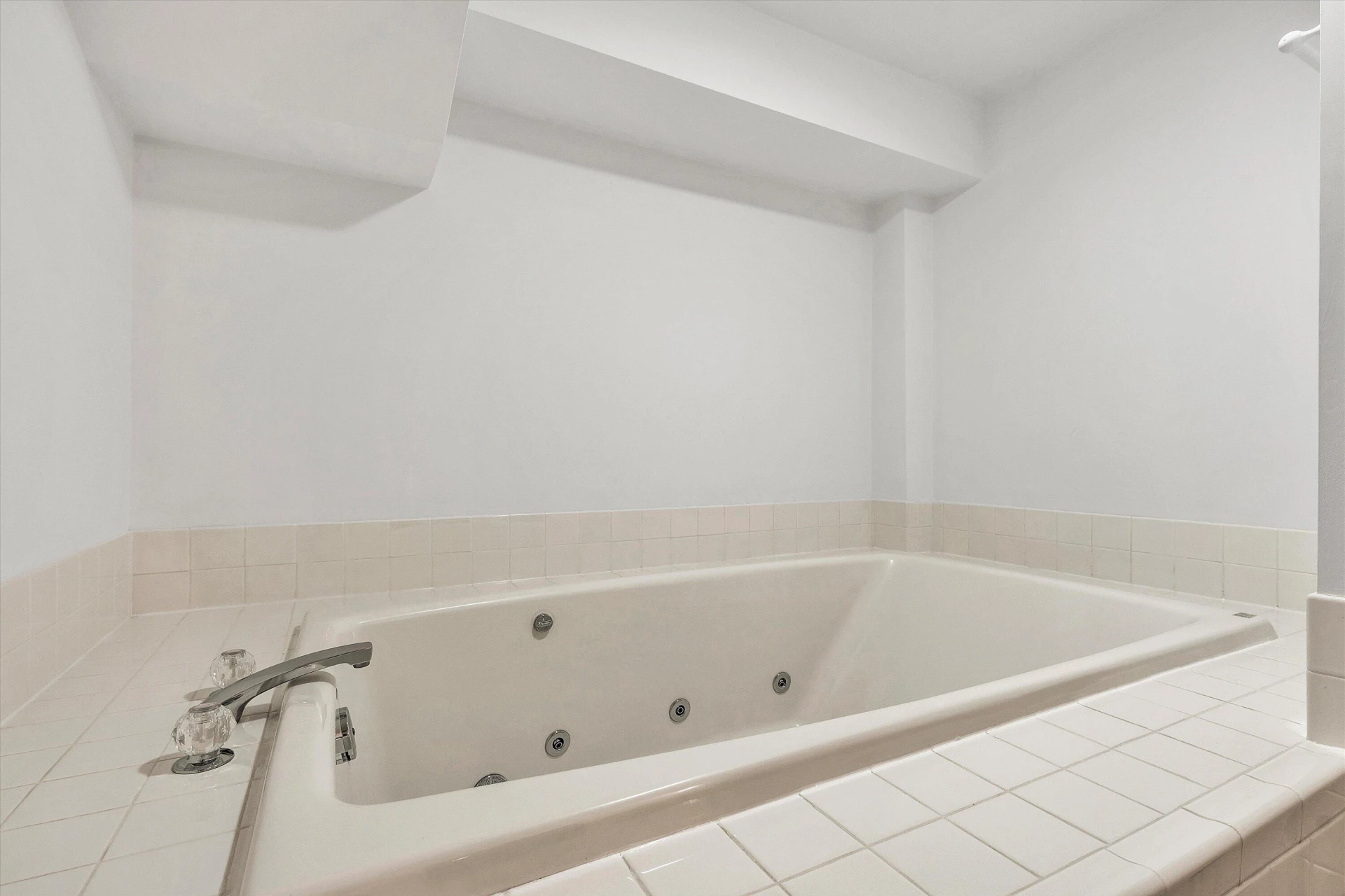 77 Gloucester CT - Photo 49