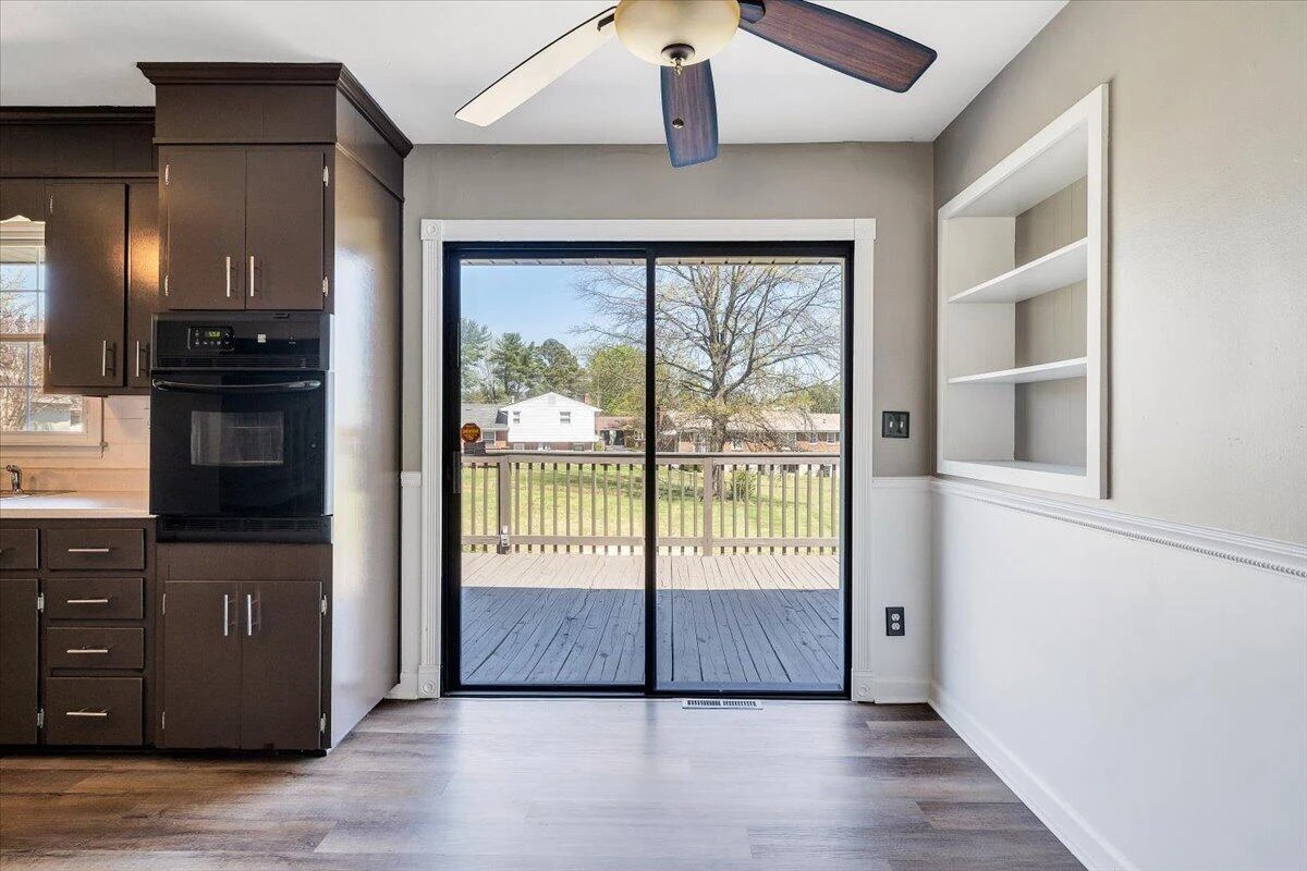 2407 Laura RD NW - Photo 12