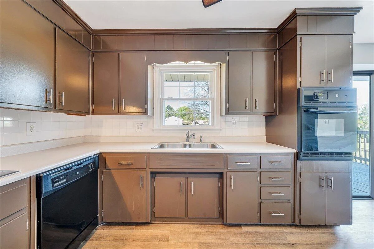 2407 Laura RD NW - Photo 16
