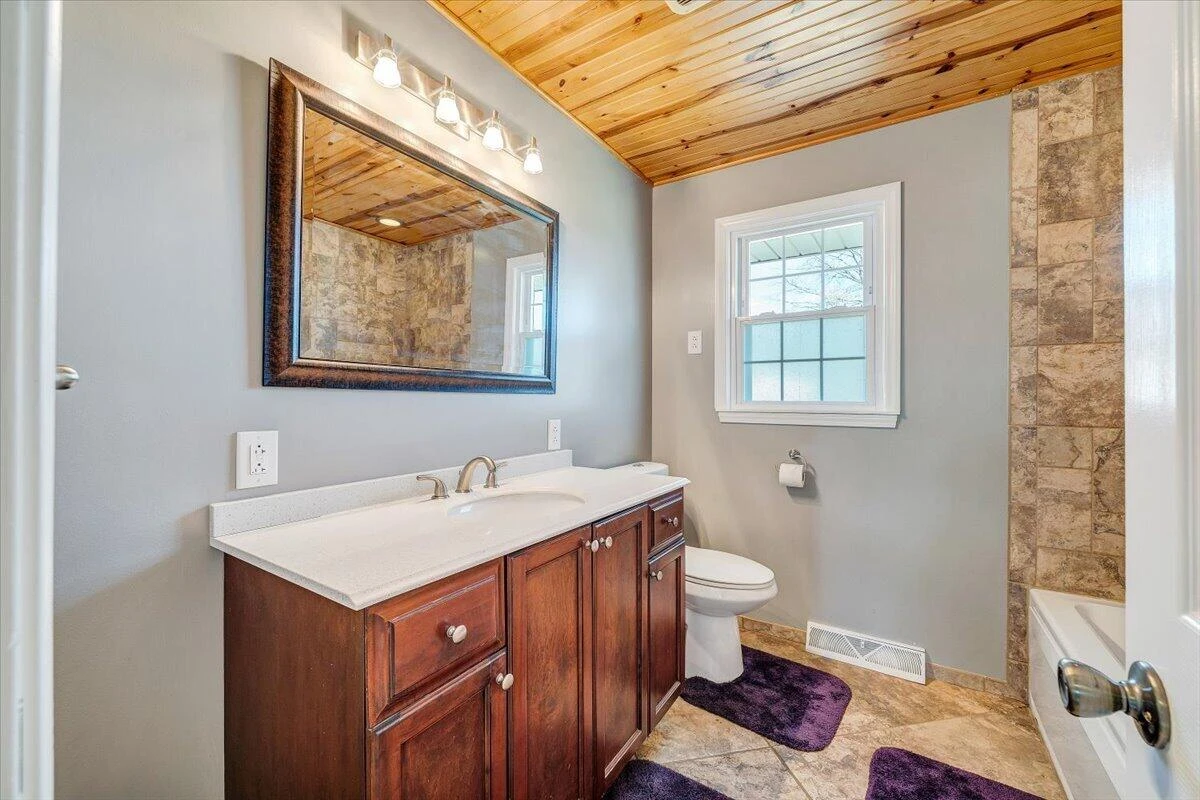 2407 Laura RD NW - Photo 28
