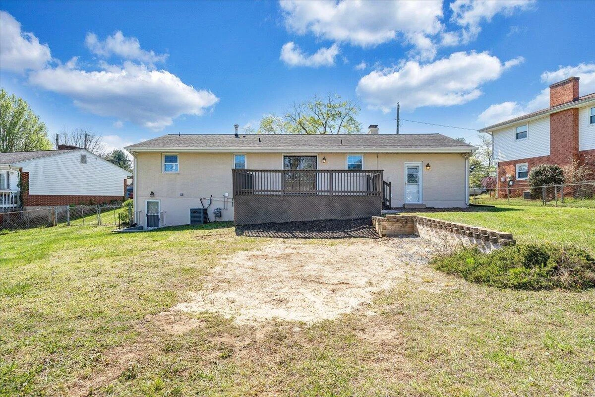 2407 Laura RD NW - Photo 45