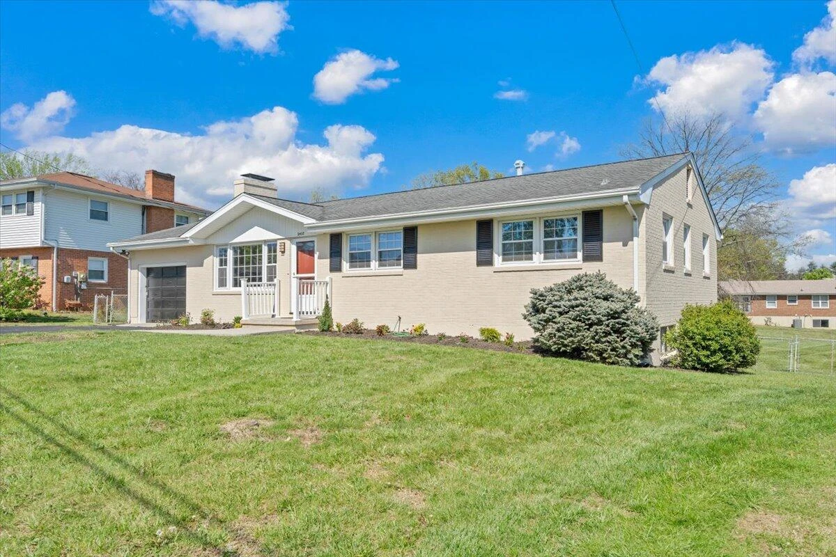 2407 Laura RD NW - Photo 50
