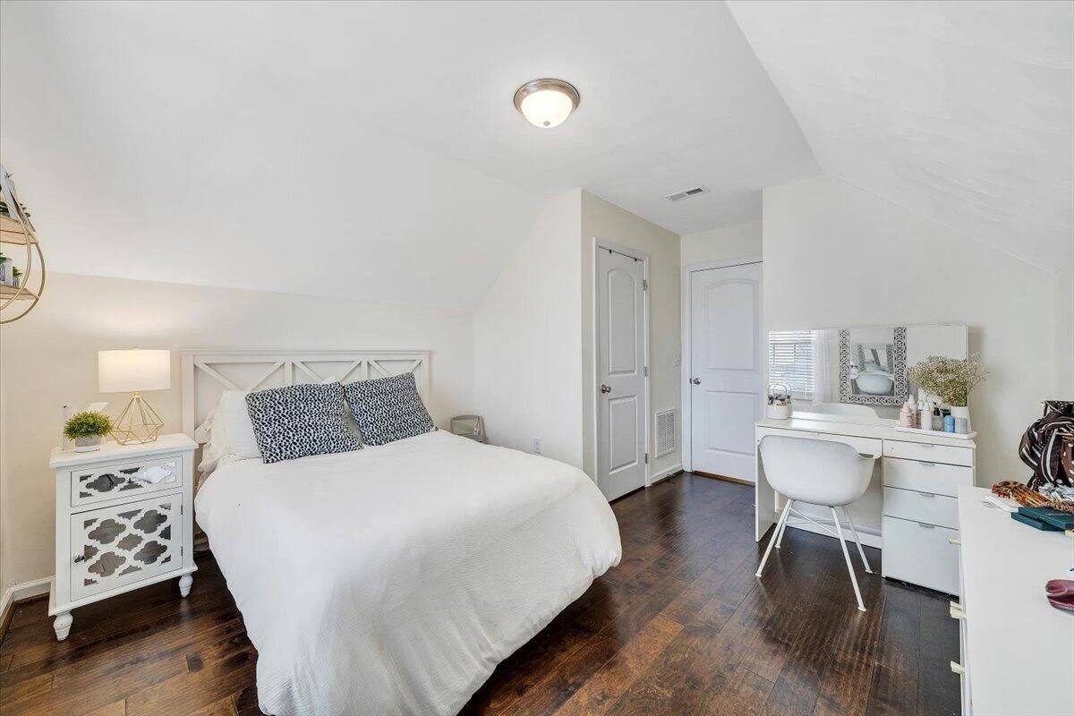 424 Cambridge Court RD - Photo 24