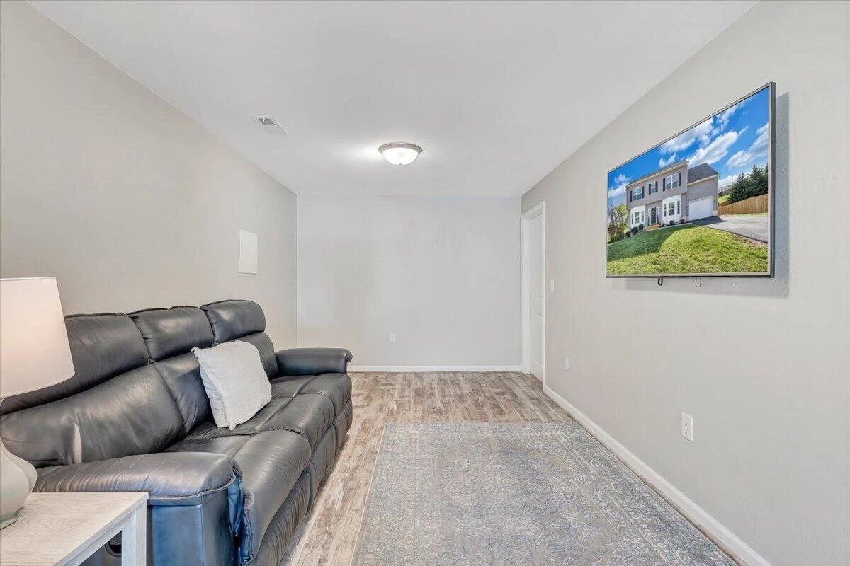 424 Cambridge Court RD - Photo 29