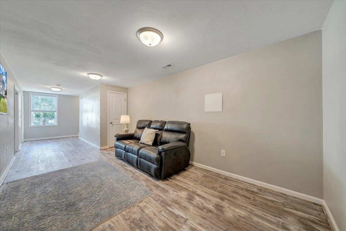 424 Cambridge Court RD - Photo 31