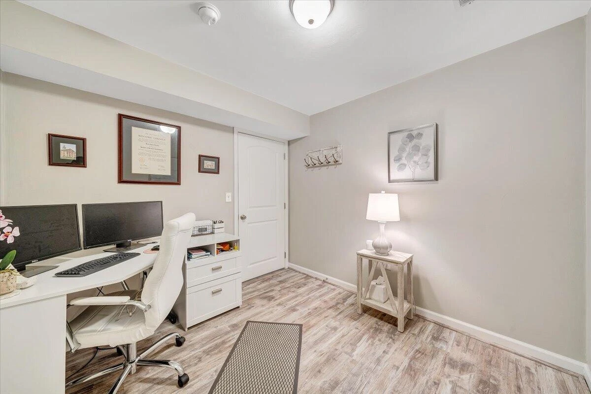 424 Cambridge Court RD - Photo 33
