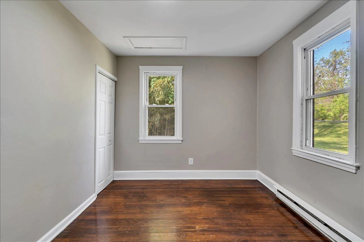 1807 Archbold AVE NE - Photo 13