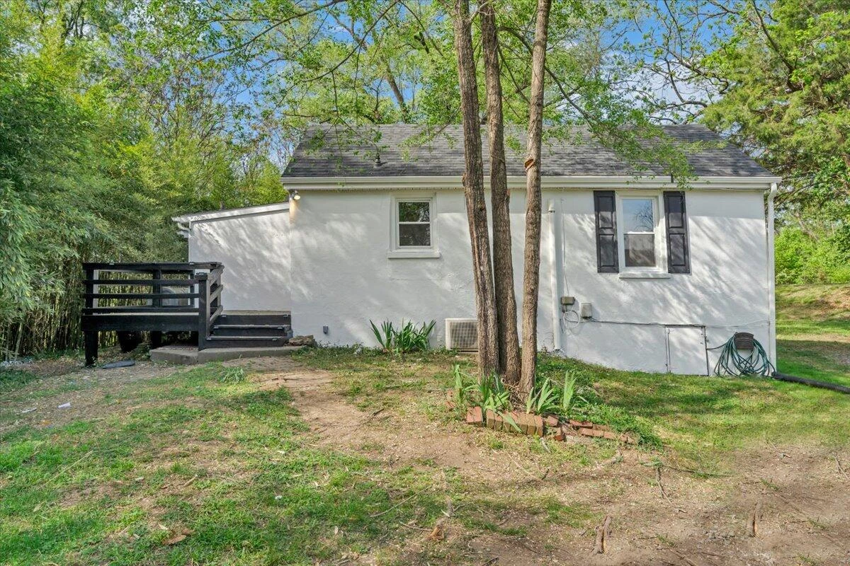 1807 Archbold AVE NE - Photo 22