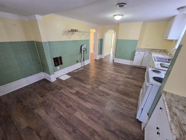 170 10th ST - Photo 28