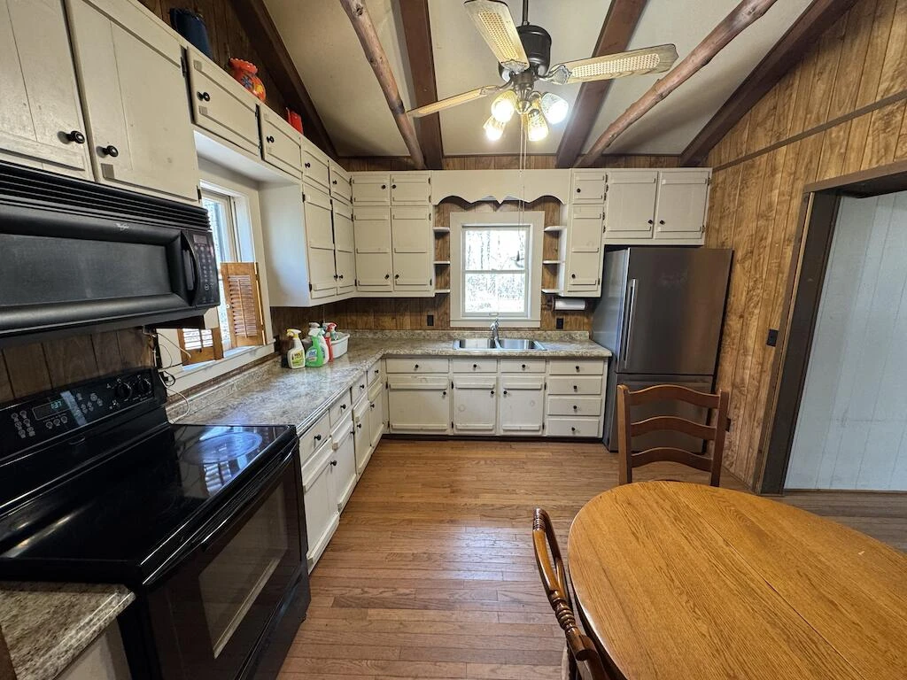 145 Via Mountain LN - Photo 24