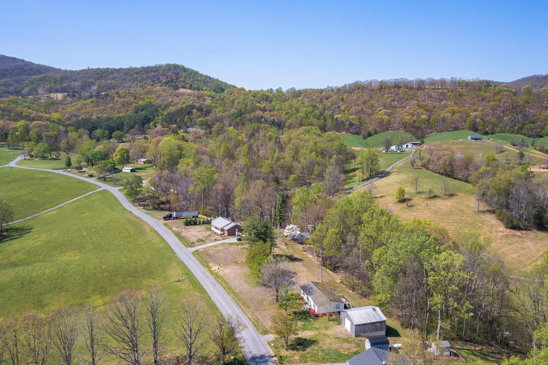 1675 Atkinson Hollow RD - Photo 4
