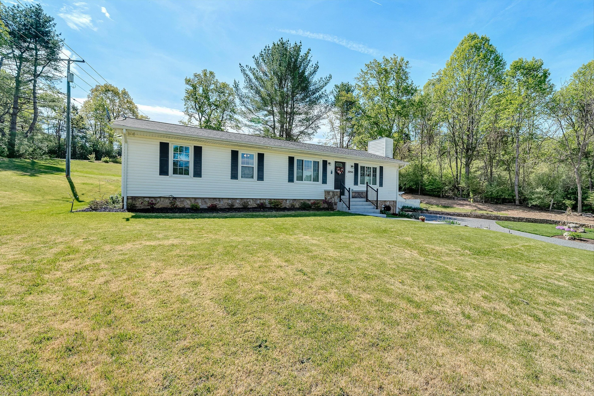 3994 Springwood RD - Photo 3