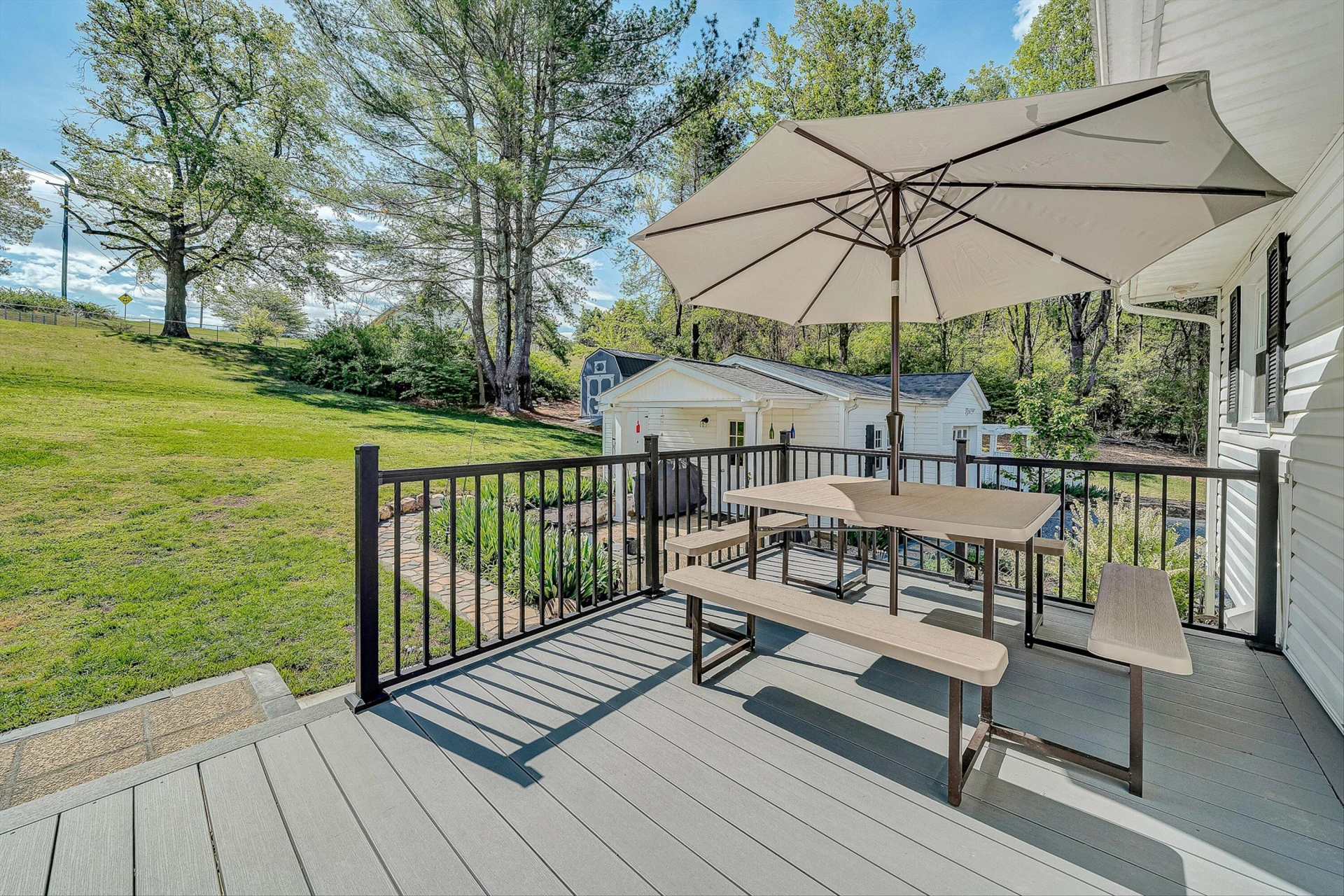 3994 Springwood RD - Photo 37