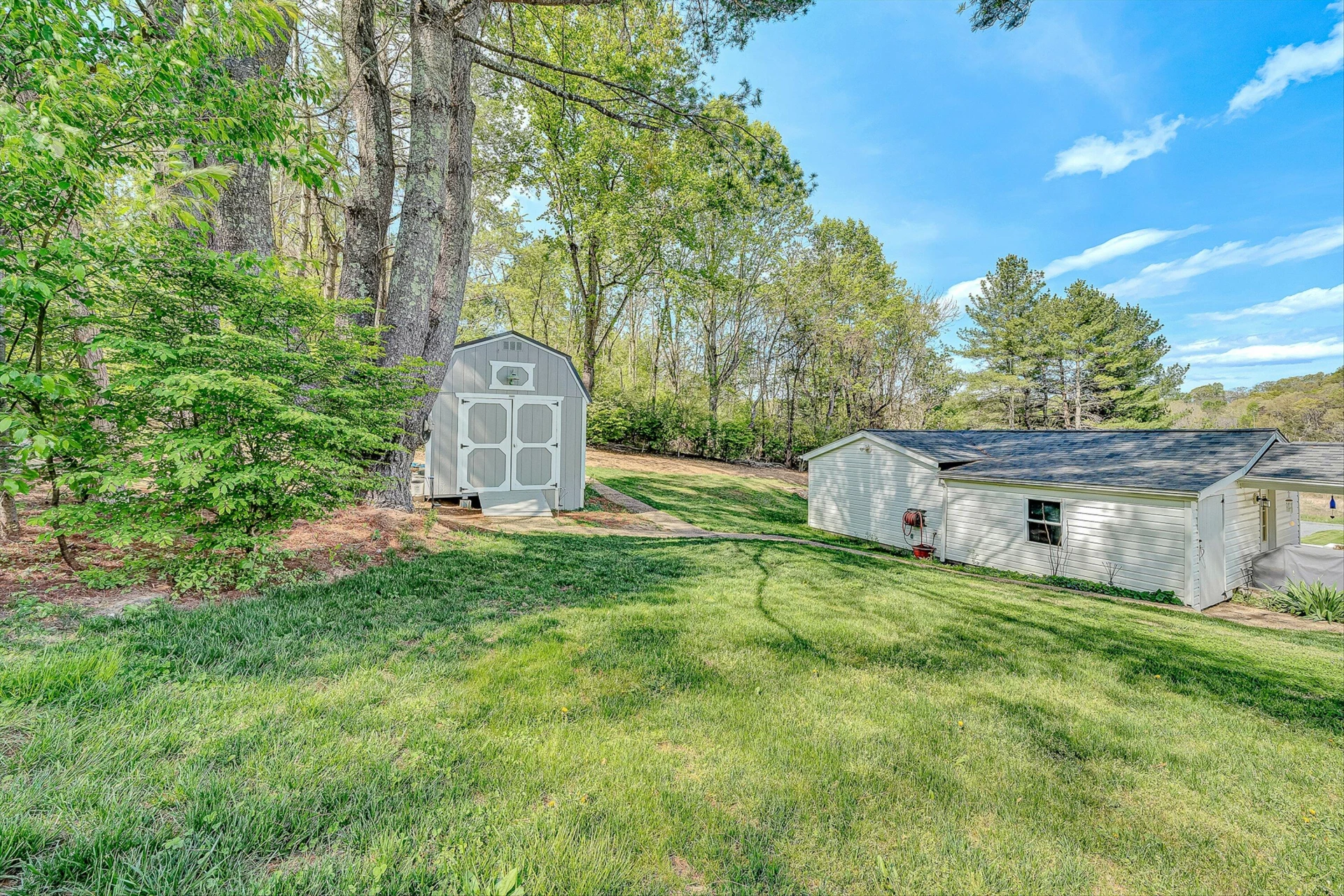 3994 Springwood RD - Photo 44