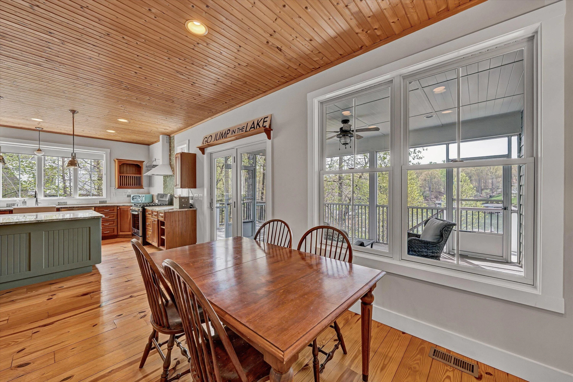 1307 Lakefield DR - Photo 26