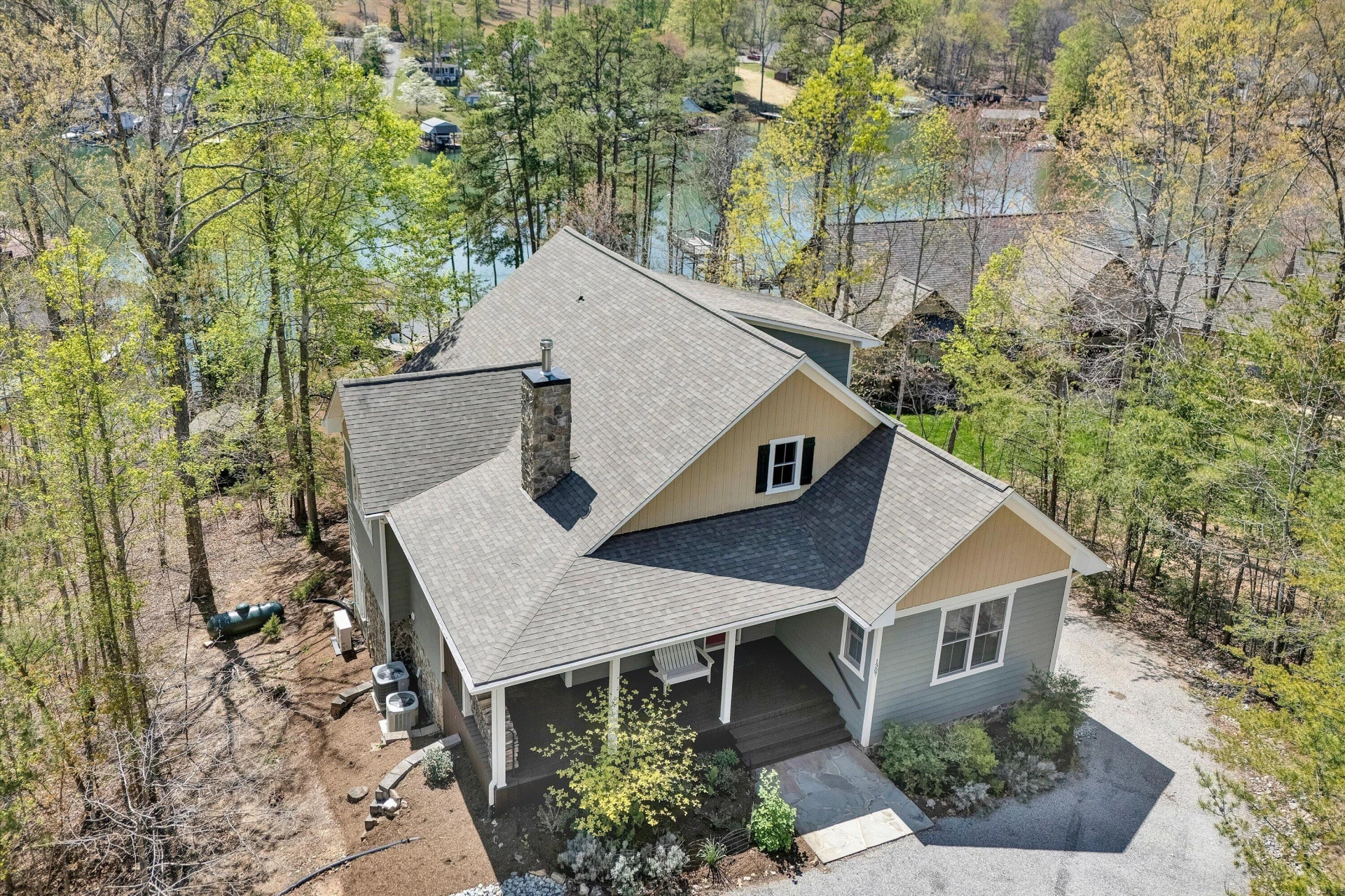 1307 Lakefield DR - Photo 3