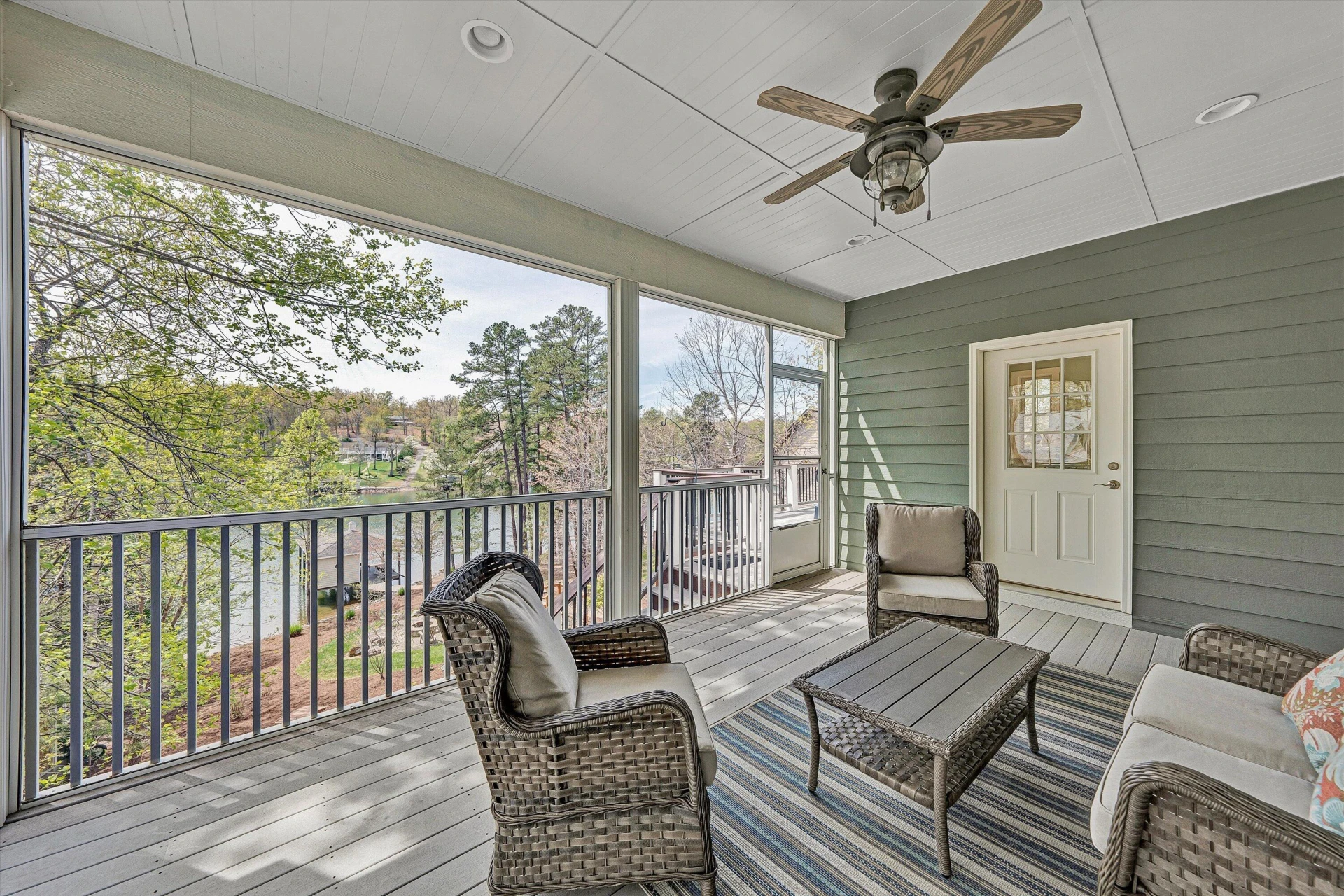 1307 Lakefield DR - Photo 34