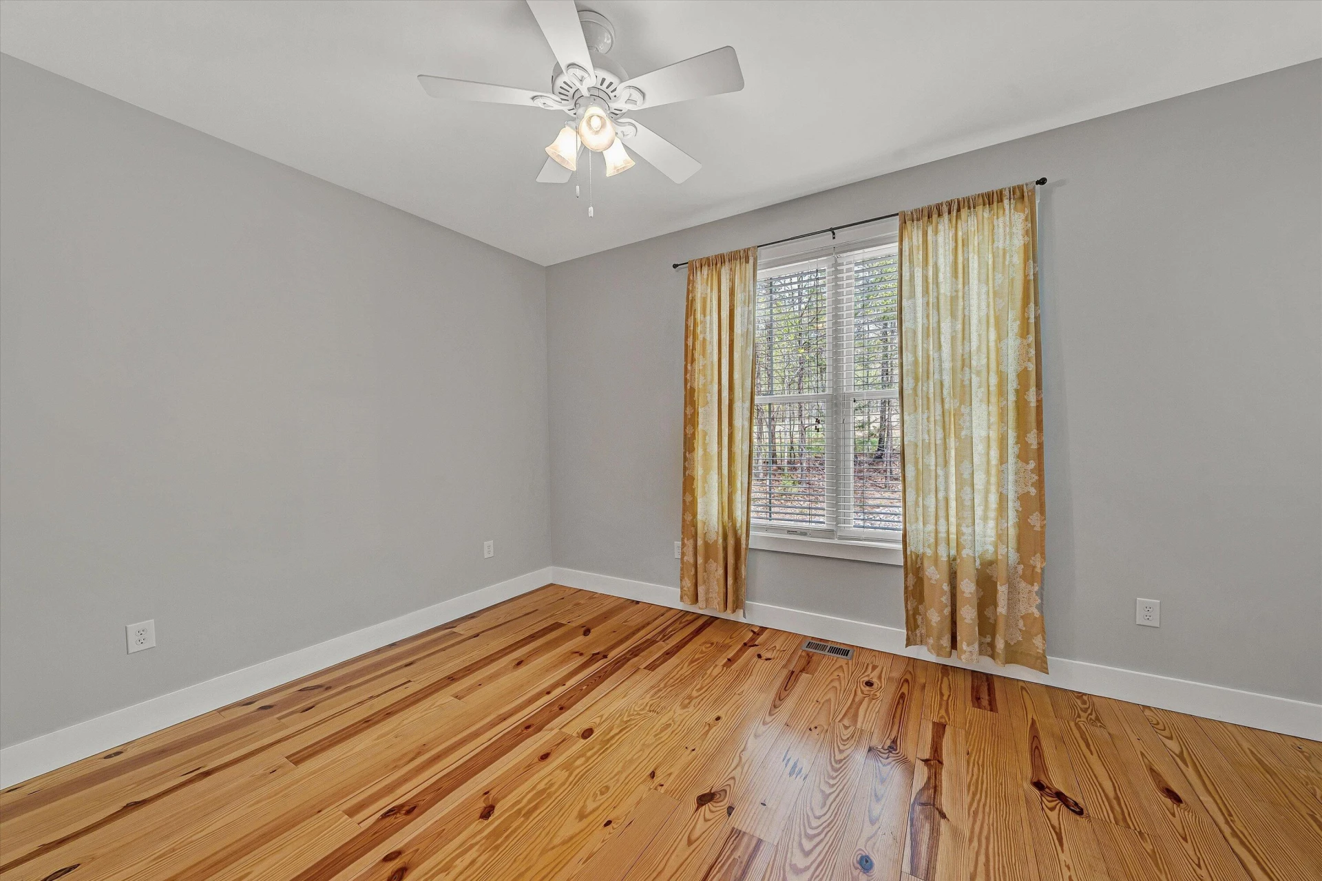 1307 Lakefield DR - Photo 39