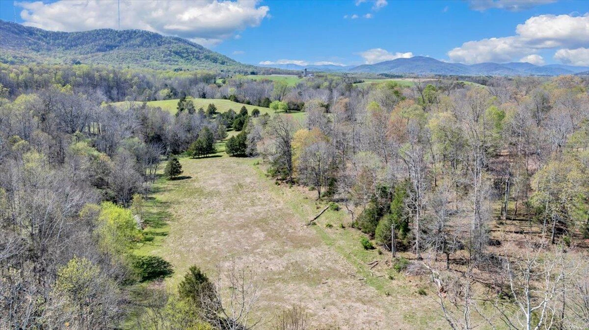 3861 Wheatland RD - Photo 5