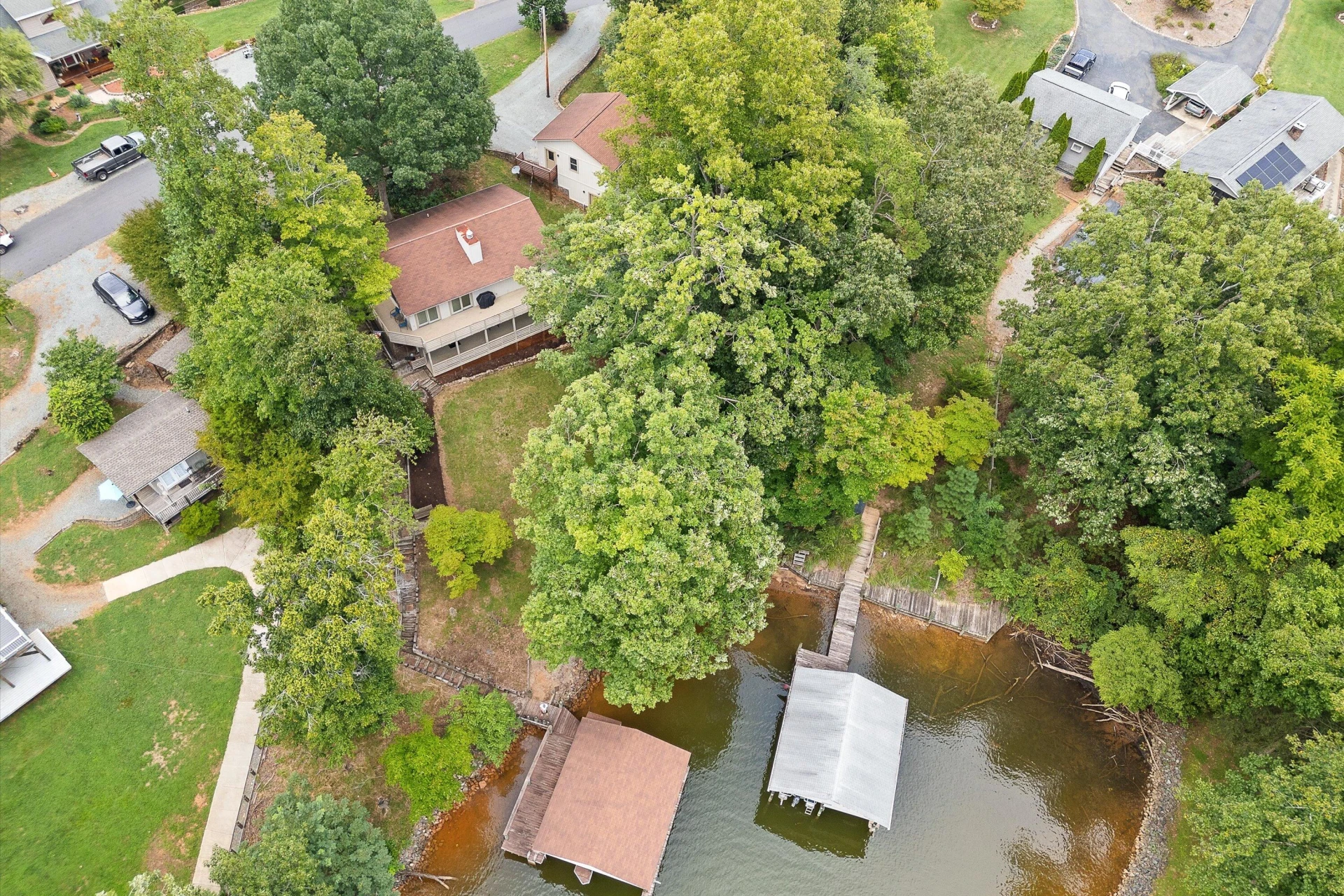 259 Brooks Point LN - Photo 41